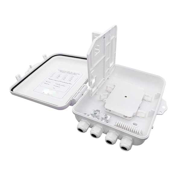 Connecting the optical splitter to the fiber optic transceiver