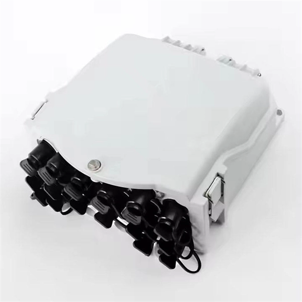 Traditional fiber optic junction box