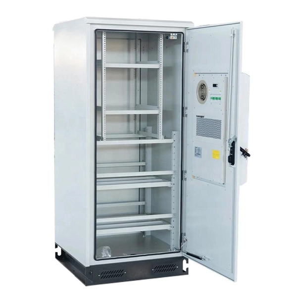 Which type of switch should be used in a secondary distribution box