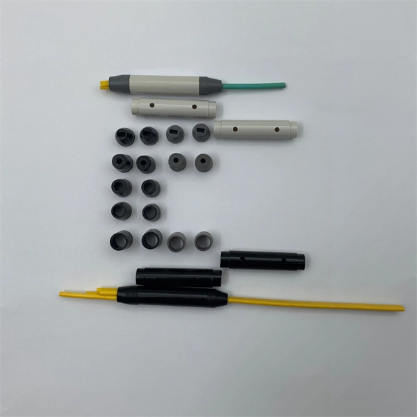 How to connect a flame-retardant 4-core single-mode fiber optic cable