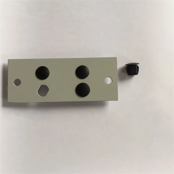 Can fiber optic cables be connected during light rain