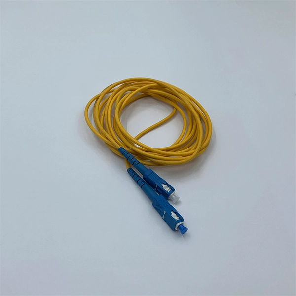 Multimode fiber drawing of micro nano fibers