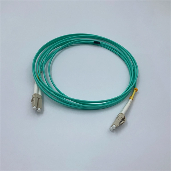 Trapezoidal cable tray ladder rod