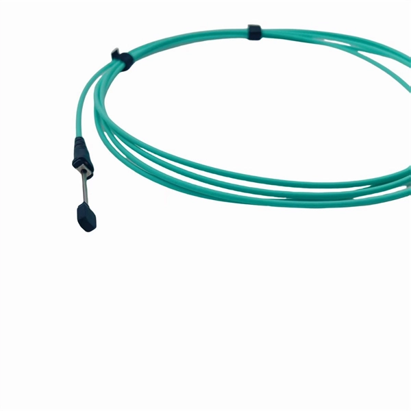 Fiber optic patch cord connection methods include