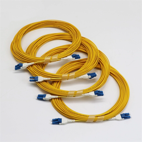 Drilling tools for distribution boxes