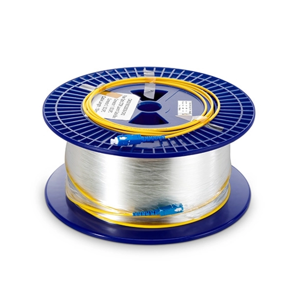 Manufacturer s large-diameter 8-core optical fiber