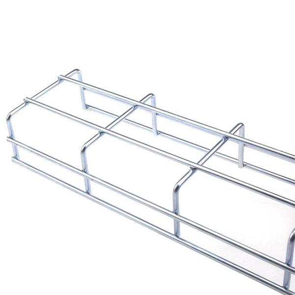 Can sheathed cables be run in cable trays 